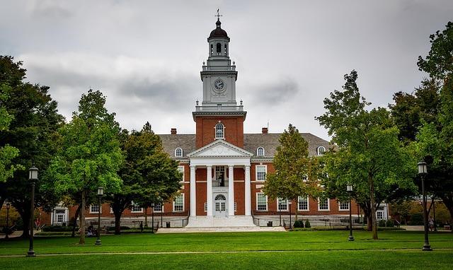 johns-hopkins-university-1590925 640